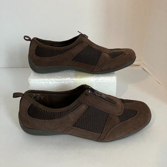 Cobbie Cuddlers Shoes Soft Leather Brown Zipper Comfort Retro Size 6.5. - Picture 1 of 10